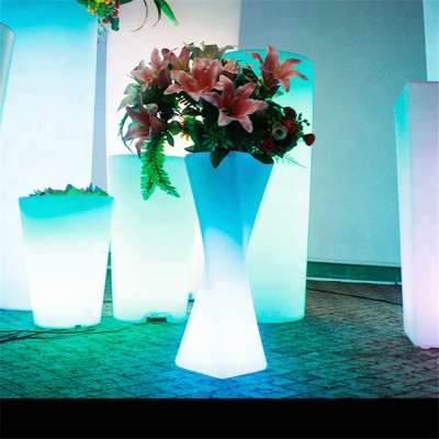 Illuminated LED Garden Flower Pot for Outdoor Party Decoration