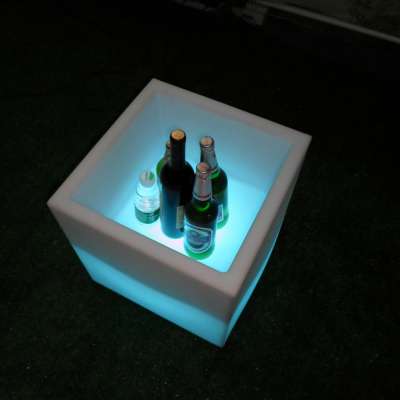 Sales Promotion Hot selling RGB Rechargeable Color Change Outdoor Waterproof Led Cube Ice Bucket